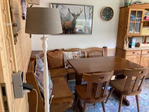 Aan De Dijk Hotel Дордрехт Екстериор снимка